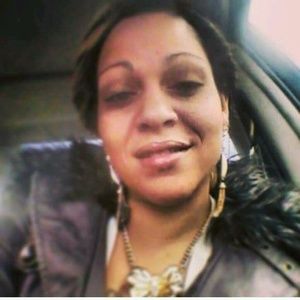 Meet your Posher, Yamiles